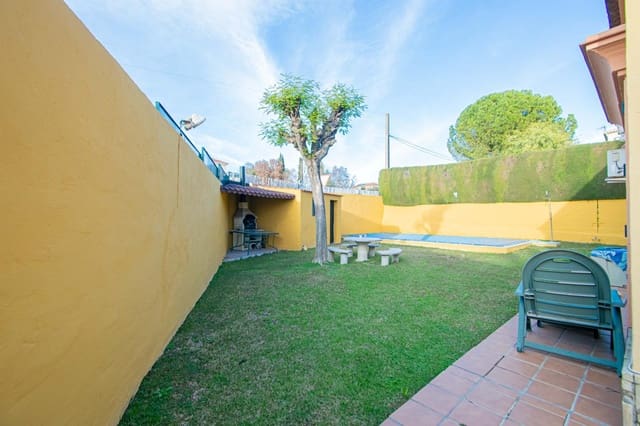 3 quarto Moradia para venda em Bormujos com piscina - 470 000 € (Ref: 9183703)