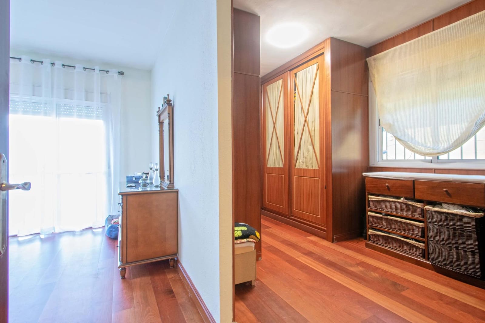 3 bedroom Villa for sale in Bormujos with pool - € 470,000 (Ref: 9183703)