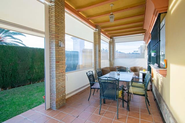 3 sovrum Villa till salu i Bormujos med pool - 470 000 € (Ref: 9183703)