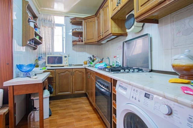 4 chambre Villa/Maison Mitoyenne à vendre à Santa Clara, Séville ville avec piscine - 320 000 € (Ref: 9183705)