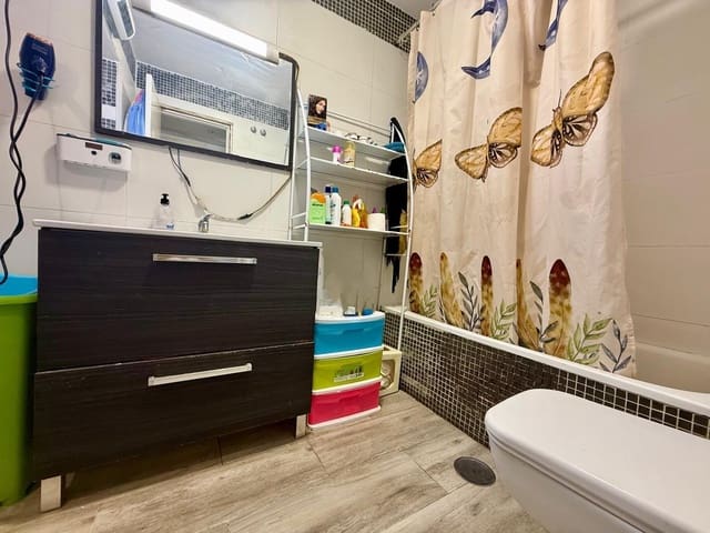 2 soveværelse Lejlighed til salg i Sevilla by med garage - € 179.000 (Ref: 9191129)