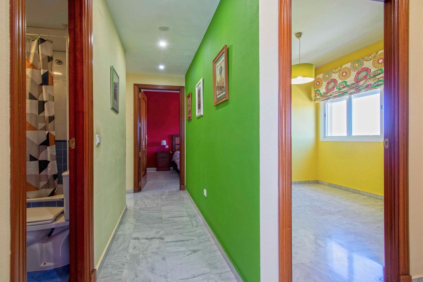 4 soveværelse Lejlighed til salg i Sevilla by med garage - € 265.000 (Ref: 9197789)