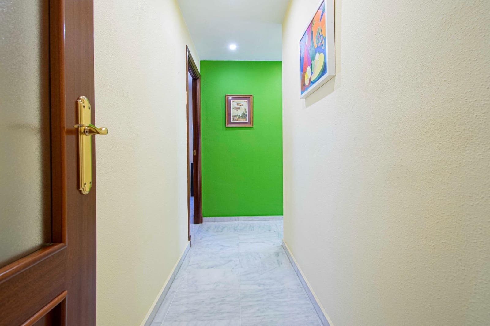 4 soveværelse Lejlighed til salg i Sevilla by med garage - € 265.000 (Ref: 9197789)