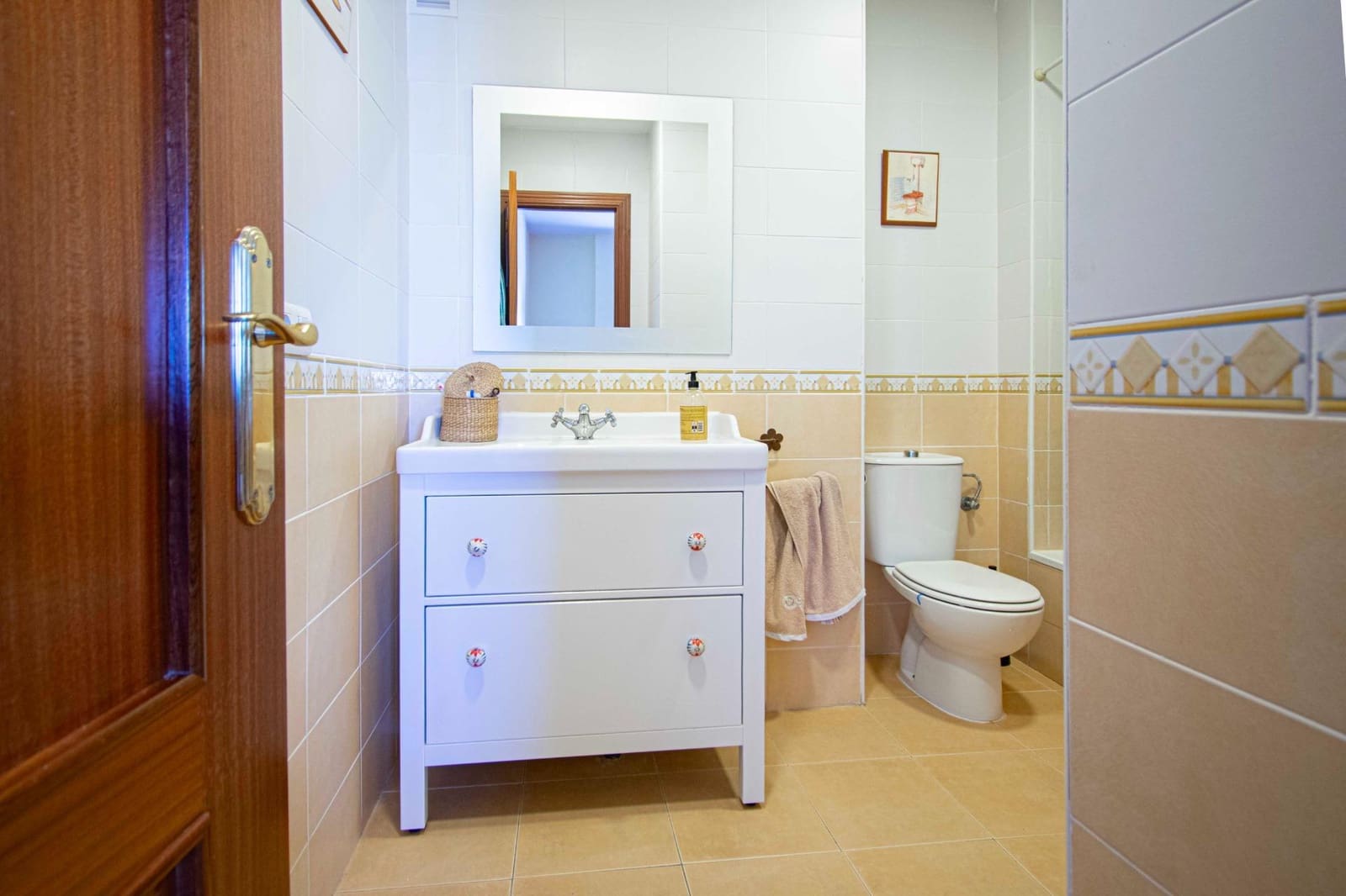 4 soveværelse Lejlighed til salg i Sevilla by med garage - € 265.000 (Ref: 9197789)