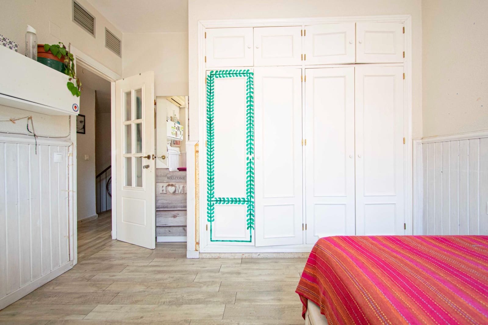 4 soveværelse Rækkehus til salg i Sevilla by med swimmingpool - € 318.000 (Ref: 9215117)