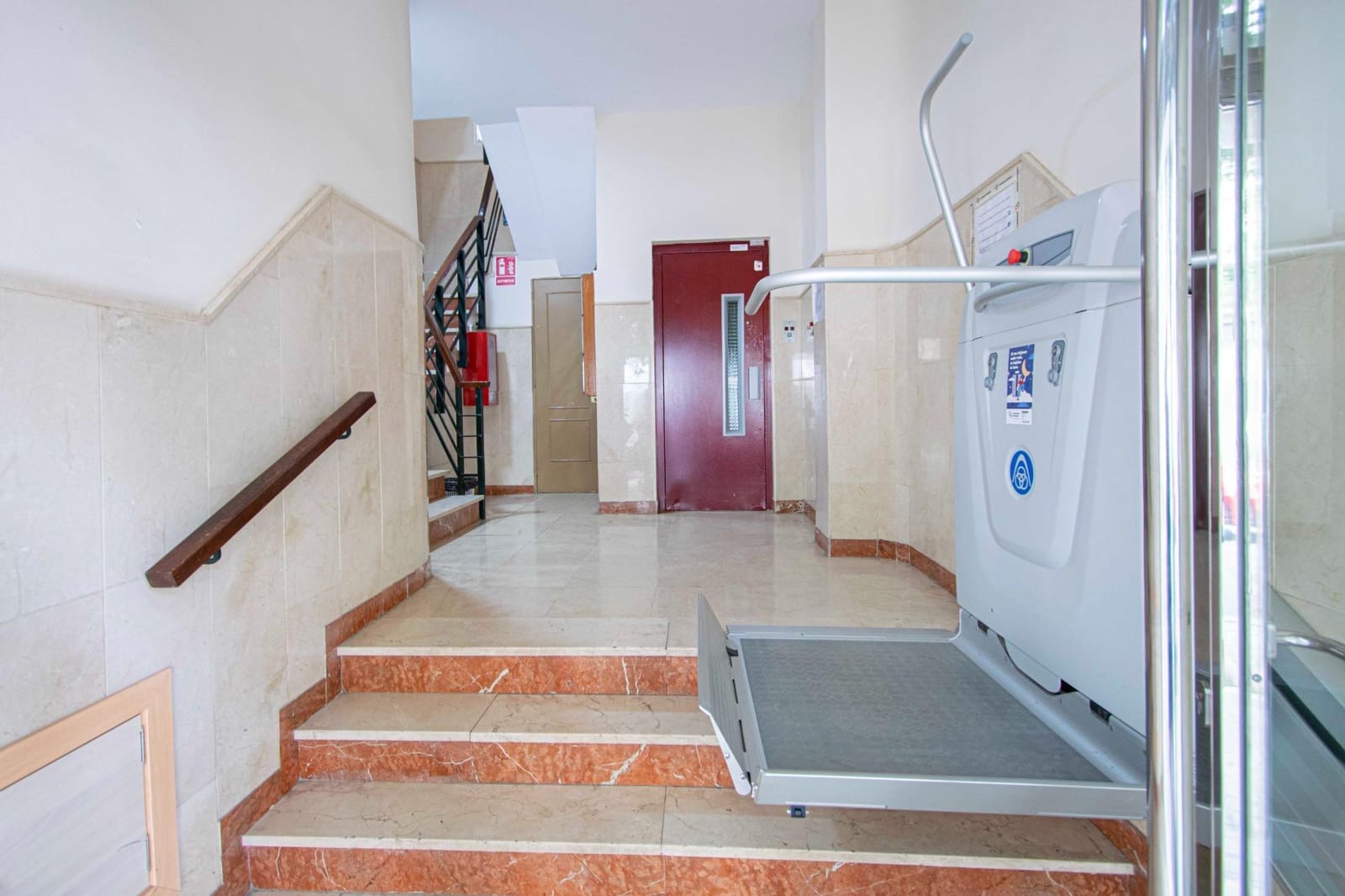 3 soverom Leilighet til salgs i Sevilla by med garasje - € 440 000 (Ref: 9220023)