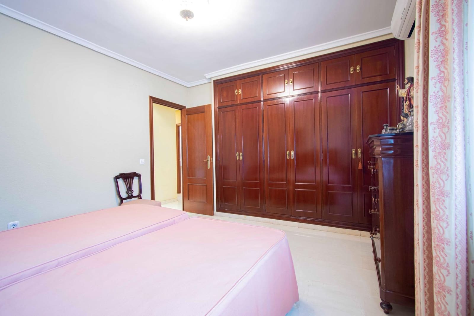 3 soverom Leilighet til salgs i Sevilla by med garasje - € 440 000 (Ref: 9220023)