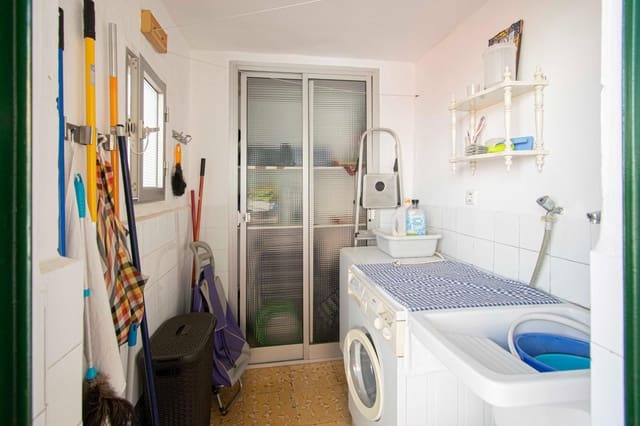 3 chambre Appartement à vendre à Nervión, Séville ville avec garage - 440 000 € (Ref: 9220023)