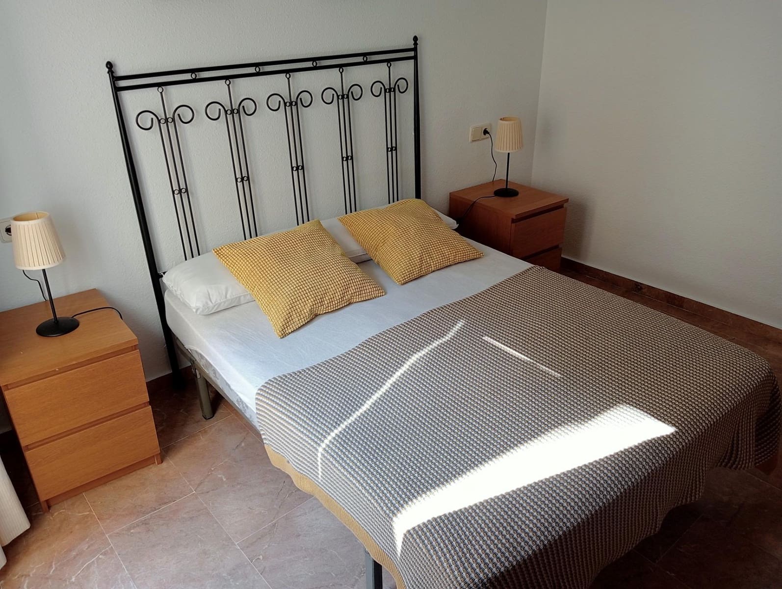 1 bedroom Flat for rent in Seville city - € 750 (Ref: 9228619)
