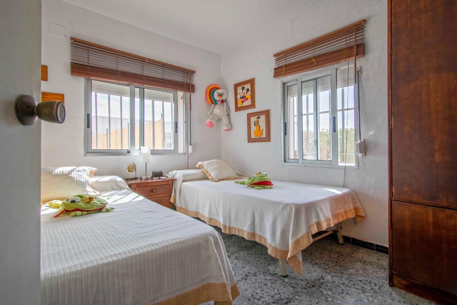 6 soveværelse Villa til salg i Carmona med swimmingpool garage - € 262.000 (Ref: 9232638)