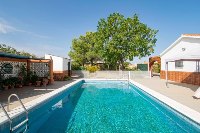 6 sypialnia Willa na sprzedaż w Carmona z basenem garażem - 262 000 € (Ref: 9232638)