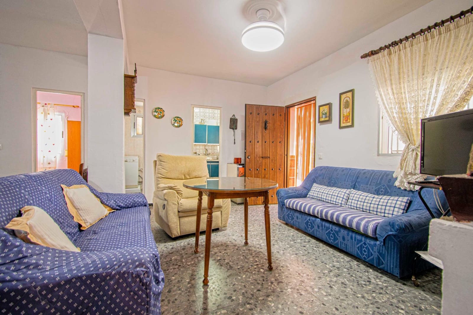 6 soveværelse Villa til salg i Carmona med swimmingpool garage - € 262.000 (Ref: 9232638)