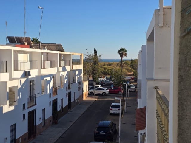 5 slaapkamer Rijtjeshuis te koop in Isla Cristina - € 220.000 (Ref: 9240024)