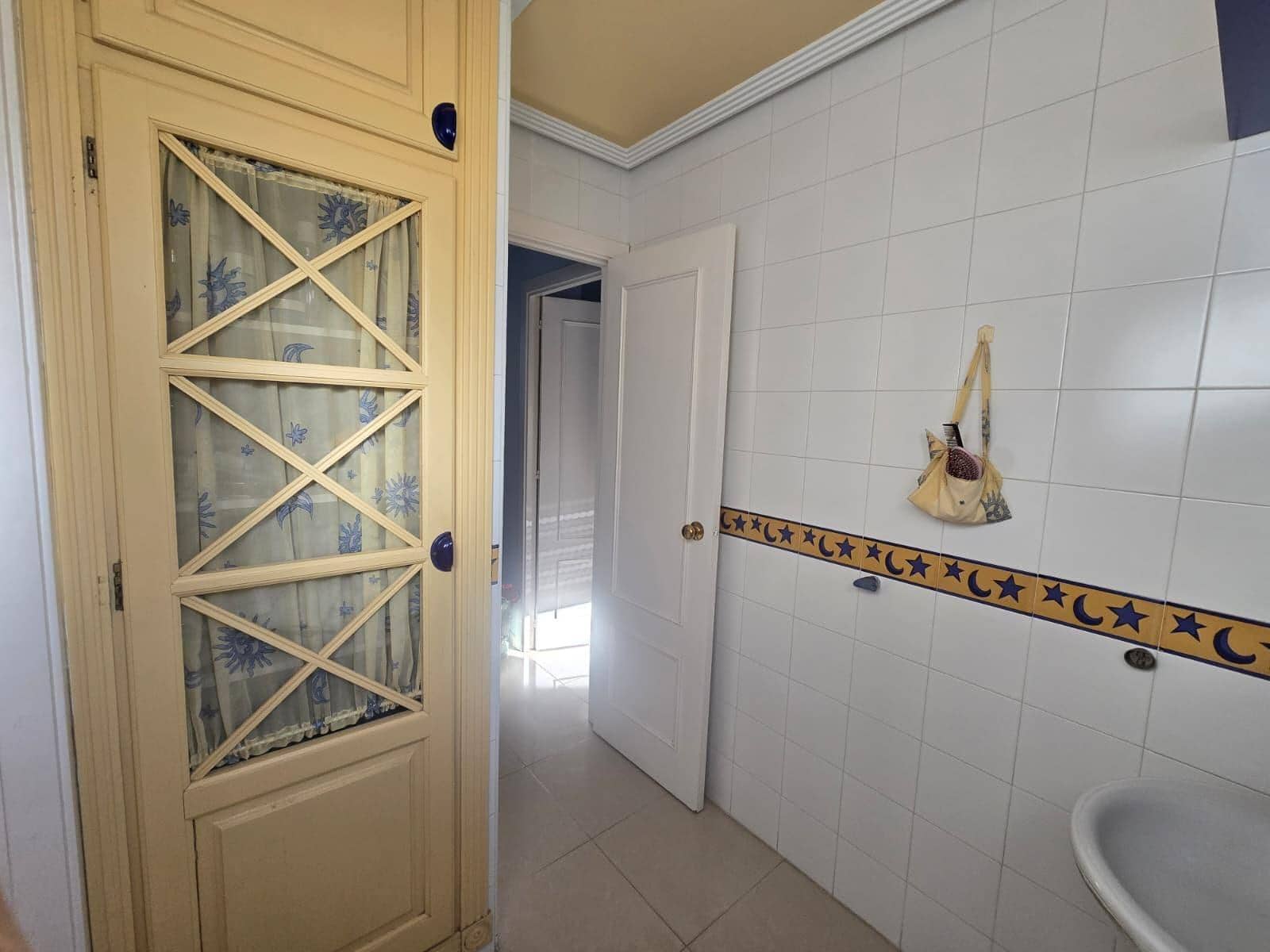 5 soveværelse Rækkehus til salg i Isla Cristina - € 220.000 (Ref: 9240024)