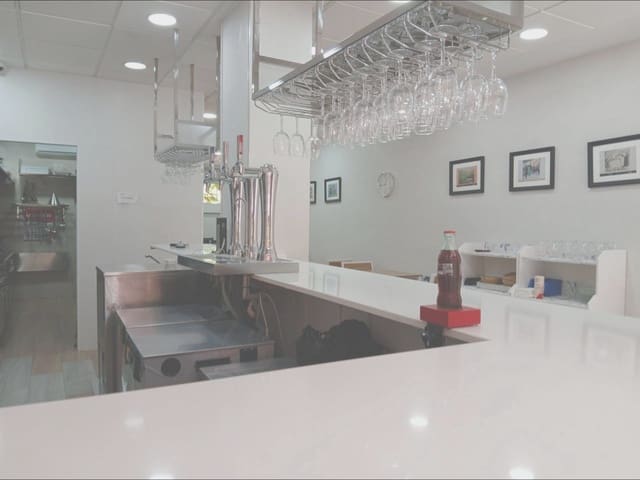 Commercieel te koop in Sevilla stad - € 225.000 (Ref: 9243002)