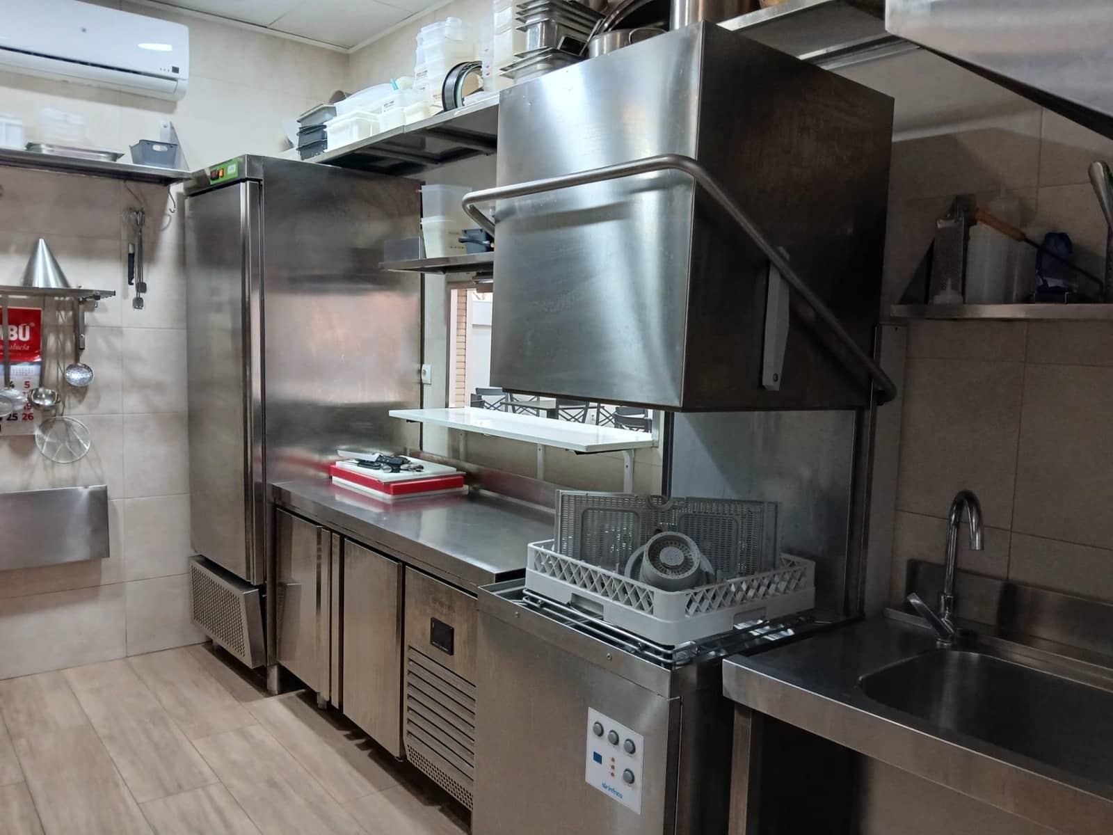 Commercieel te koop in Sevilla stad - € 225.000 (Ref: 9243002)