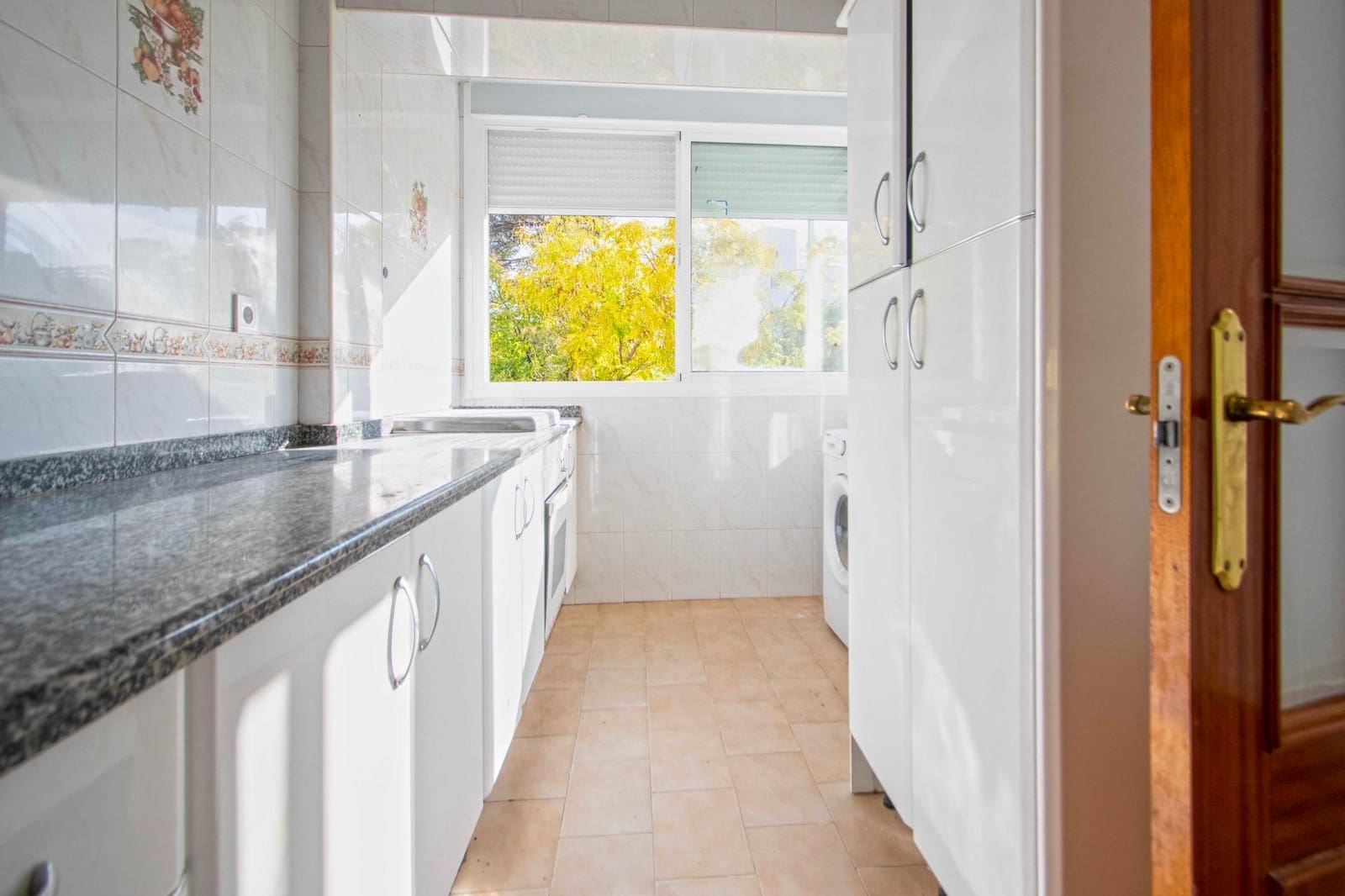 Piso de 4 habitaciones en Sevilla ciudad en venta - 255.000 € (Ref: 9247343)