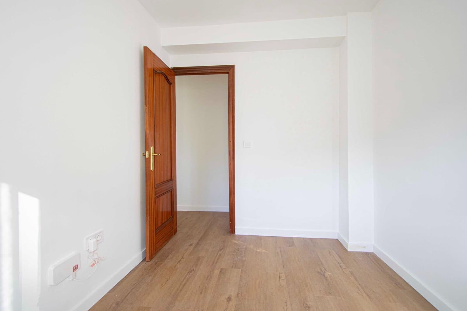 Piso de 4 habitaciones en Sevilla ciudad en venta - 255.000 € (Ref: 9247343)