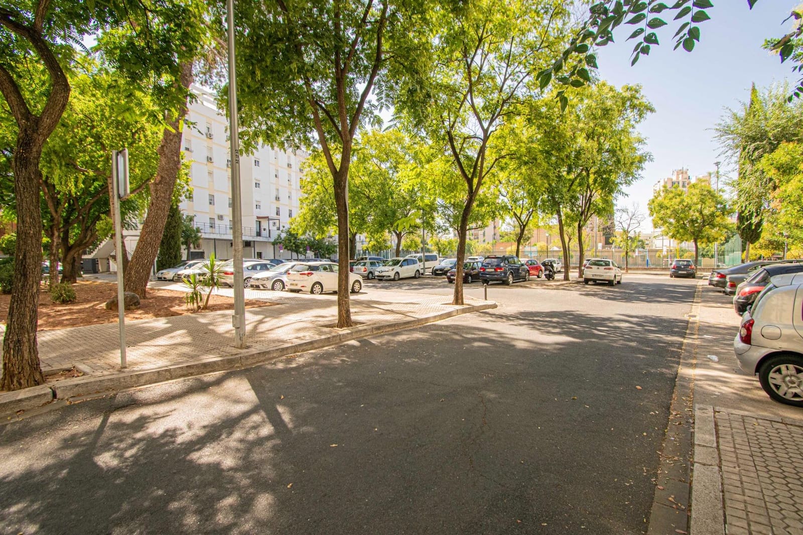 Piso de 4 habitaciones en Sevilla ciudad en venta - 255.000 € (Ref: 9247343)