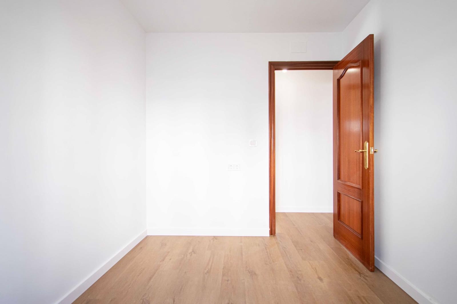 4 soveværelse Lejlighed til salg i Sevilla by - € 232.500 (Ref: 9247343)