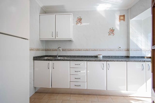 4 soverom Leilighet til salgs i Sevilla by - € 232 500 (Ref: 9247343)