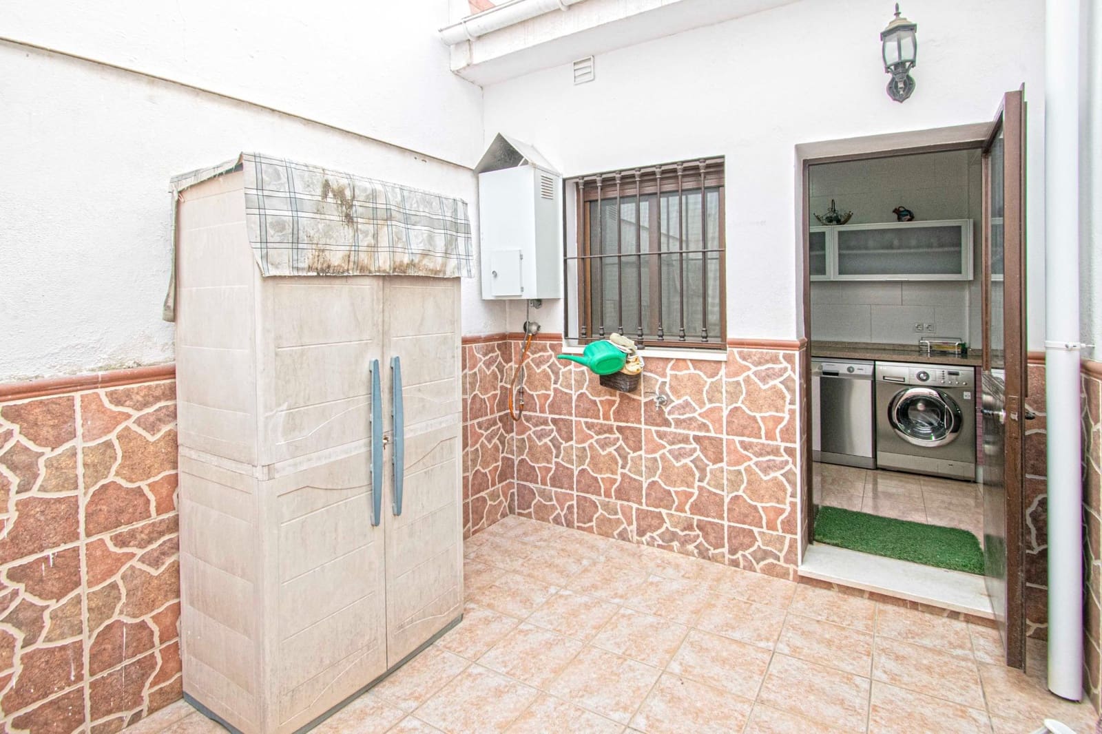 4 soverom Hus til salgs i Sevilla by - € 495 000 (Ref: 9252064)