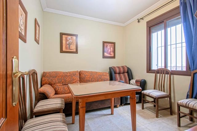 4 bedroom Townhouse for sale in Seville city - € 495,000 (Ref: 9252064)