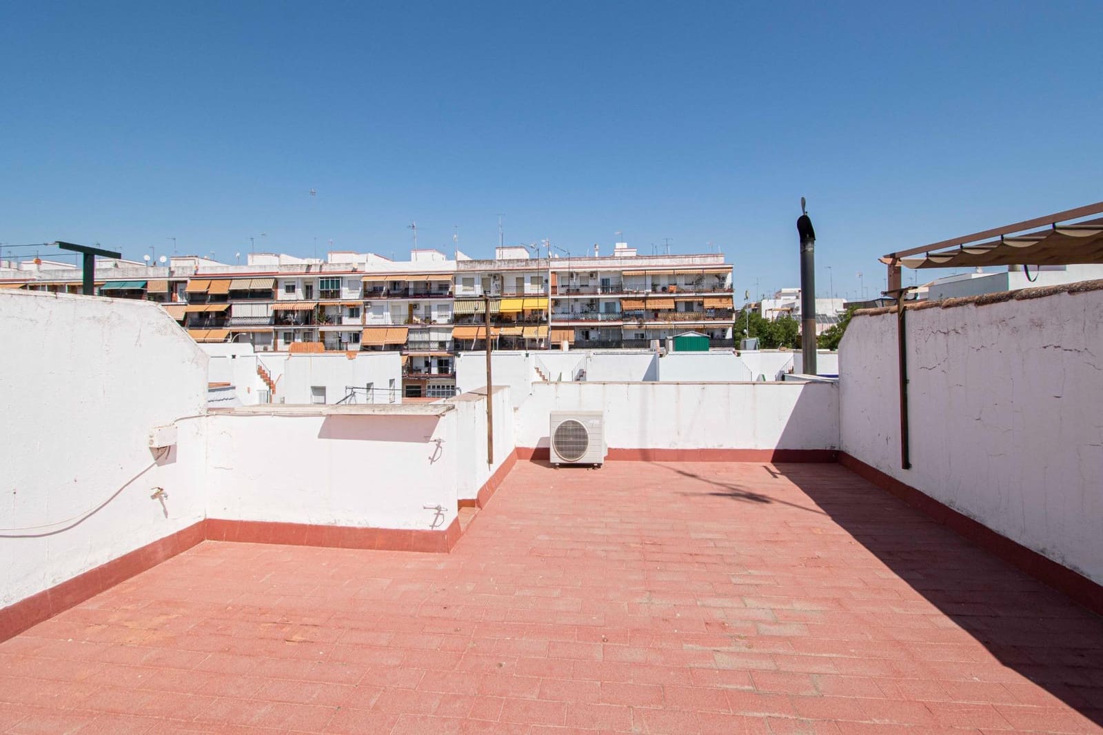 4 soverom Hus til salgs i Sevilla by - € 495 000 (Ref: 9252064)