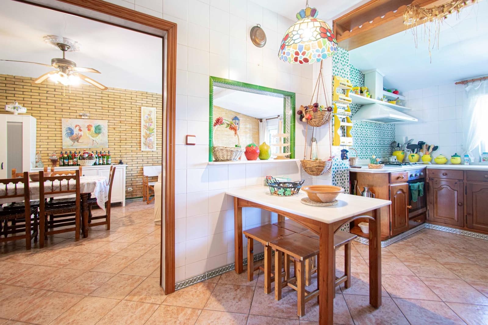 8 soveværelse Villa til salg i Montequinto med swimmingpool garage - € 850.000 (Ref: 9252065)