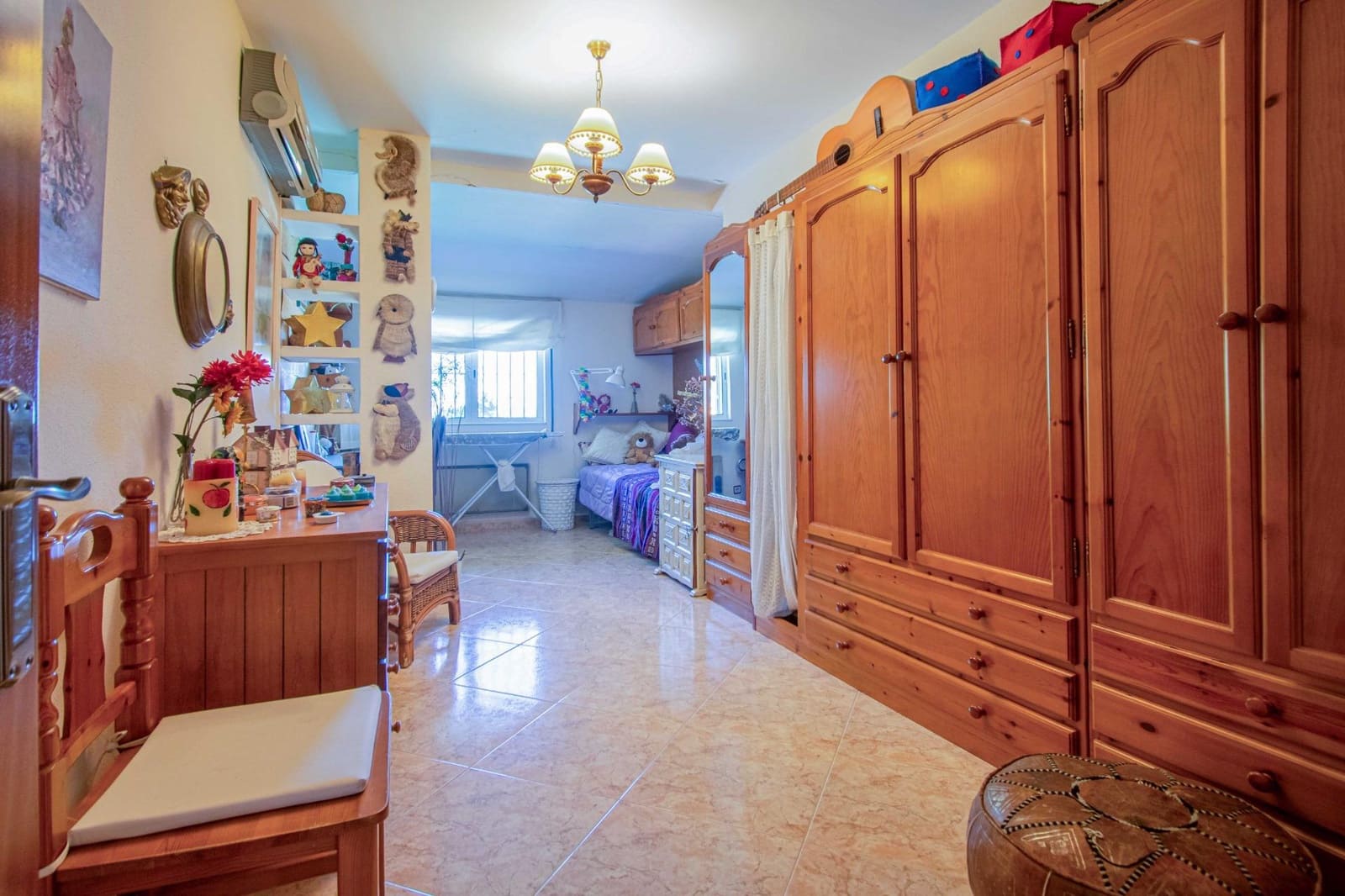 8 soveværelse Villa til salg i Montequinto med swimmingpool garage - € 850.000 (Ref: 9252065)