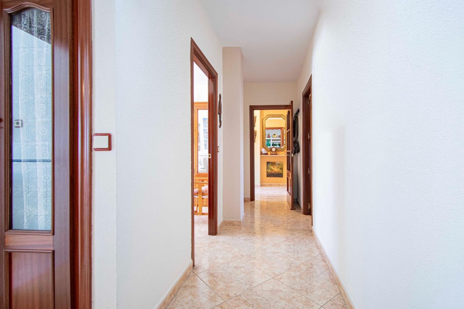 8 soveværelse Villa til salg i Montequinto med swimmingpool garage - € 850.000 (Ref: 9252065)