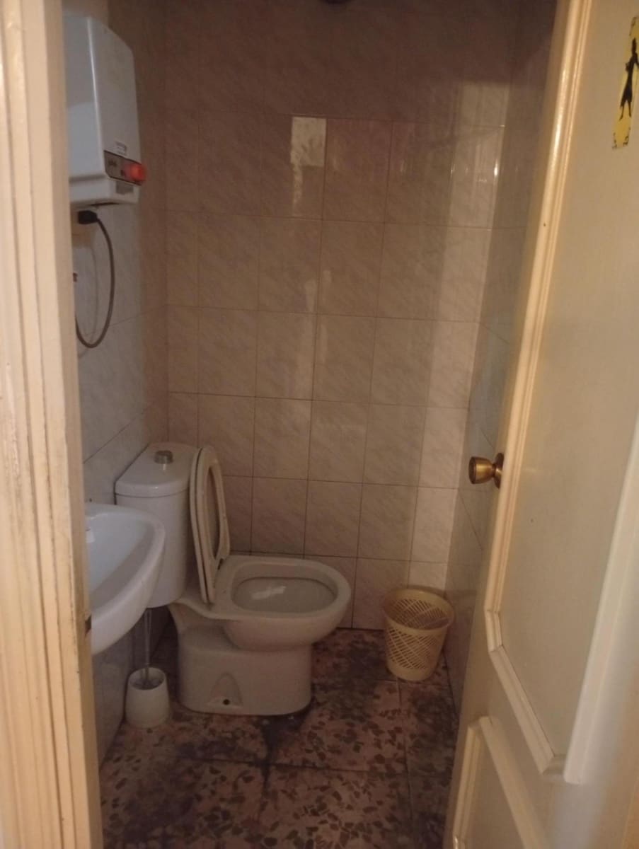 Kommersiell til salgs i Sevilla by - € 98 500 (Ref: 9255334)