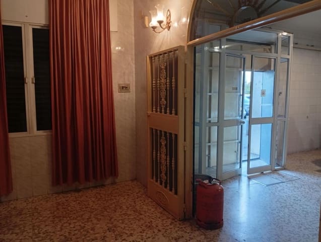 Erhverv til salg i Bellavista, Sevilla by - € 98.500 (Ref: 9255334)