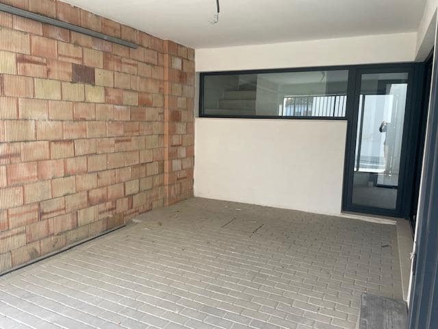 3 soveværelse Rækkehus til salg i Tomares med swimmingpool - € 310.000 (Ref: 9255337)