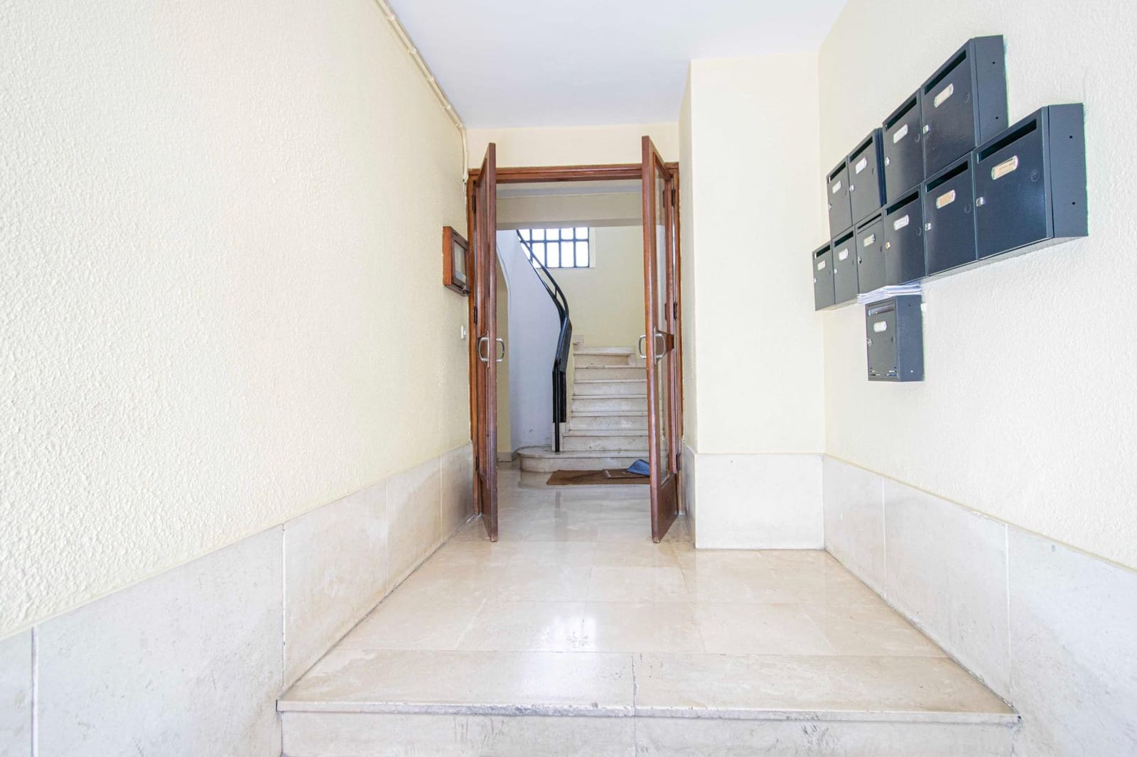 3 soveværelse Lejlighed til salg i Sevilla by - € 240.000 (Ref: 9257359)