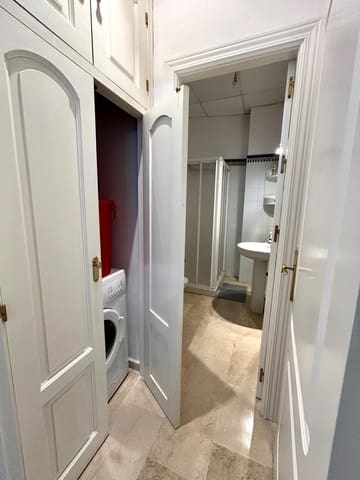 2 soveværelse Lejlighed til leje i Sevilla by - € 1.000 (Ref: 9262664)