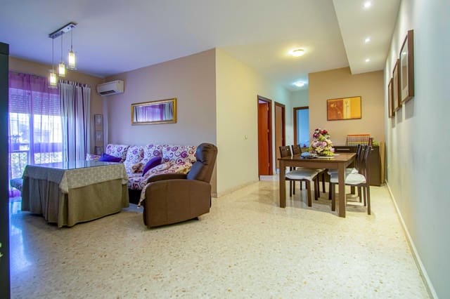 4 soveværelse Lejlighed til salg i Sevilla by med garage - € 320.000 (Ref: 9264623)