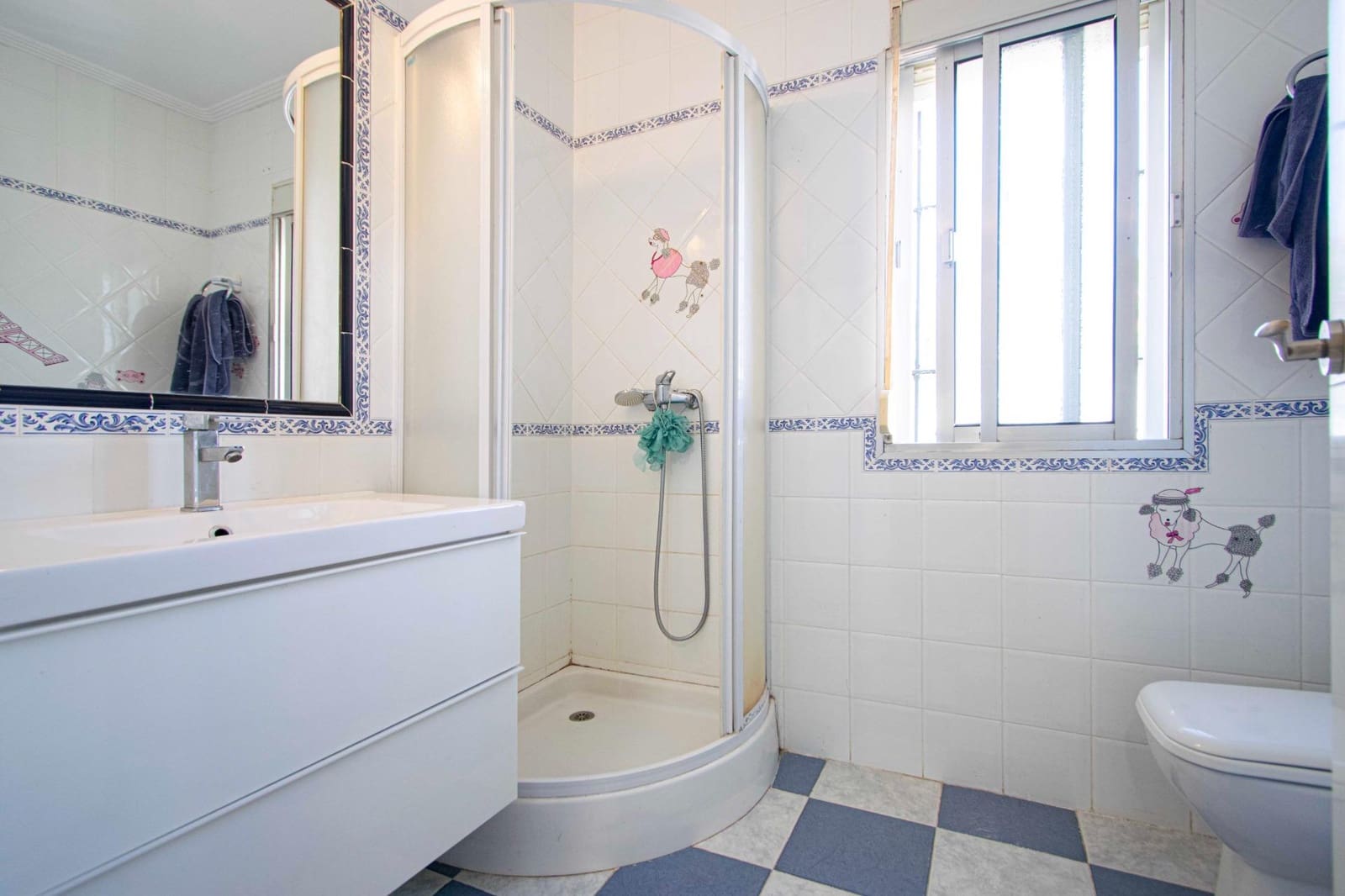 2 soverom Villa til salgs i La Rinconada med svømmebasseng - € 270 000 (Ref: 9269807)