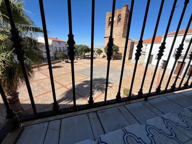 3 slaapkamer Flat te koop in Hinojosa del Valle - € 37.500 (Ref: 9272672)