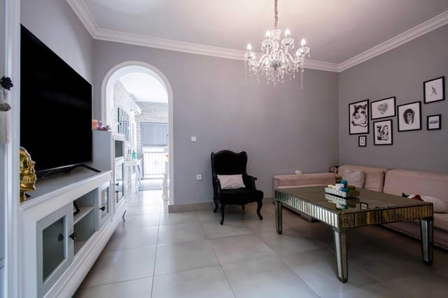 4 chambre Villa/Maison Mitoyenne à vendre à Séville ville - 197 000 € (Ref: 9291667)