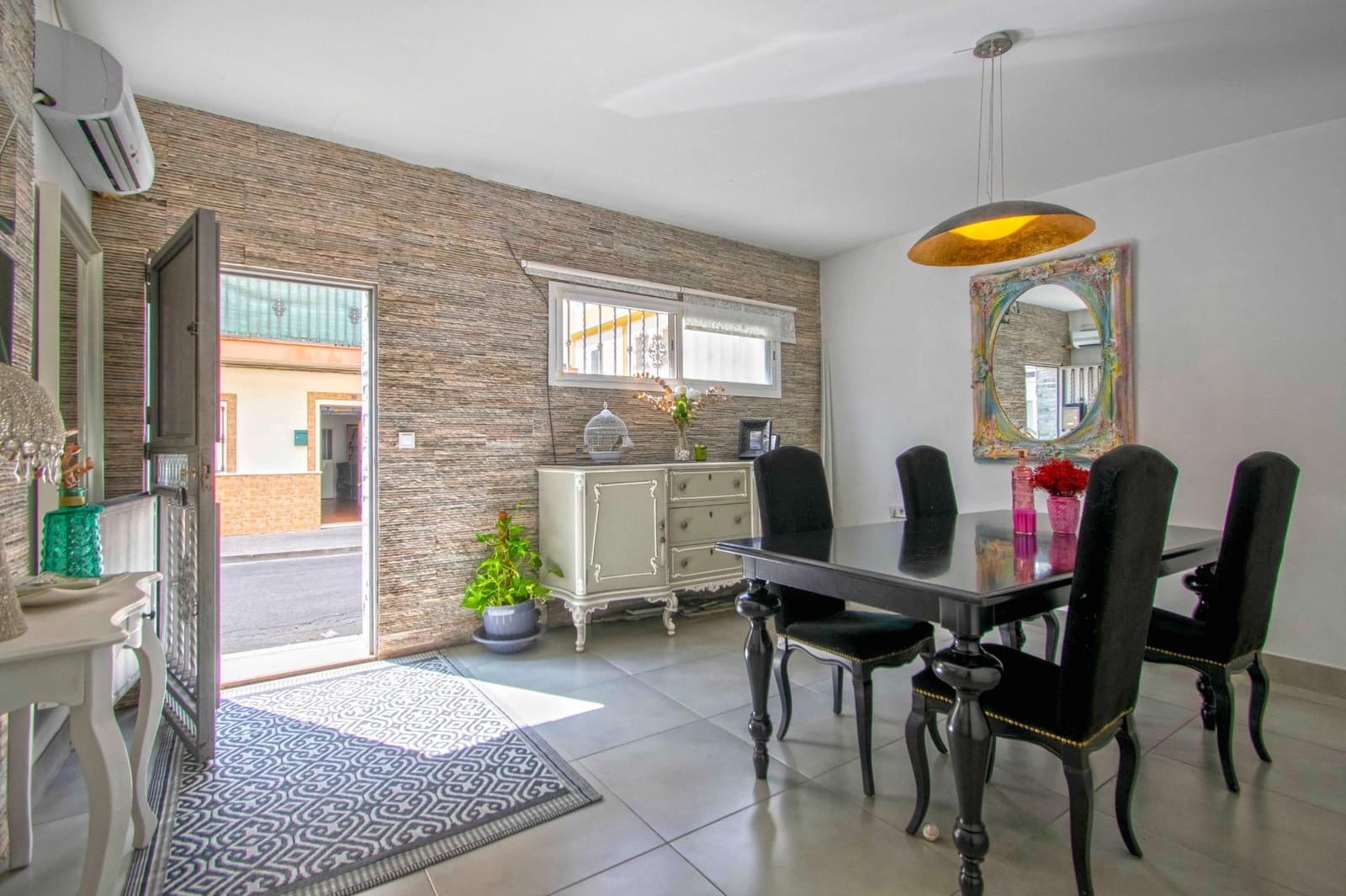 4 soveværelse Rækkehus til salg i Sevilla by - € 197.000 (Ref: 9291667)