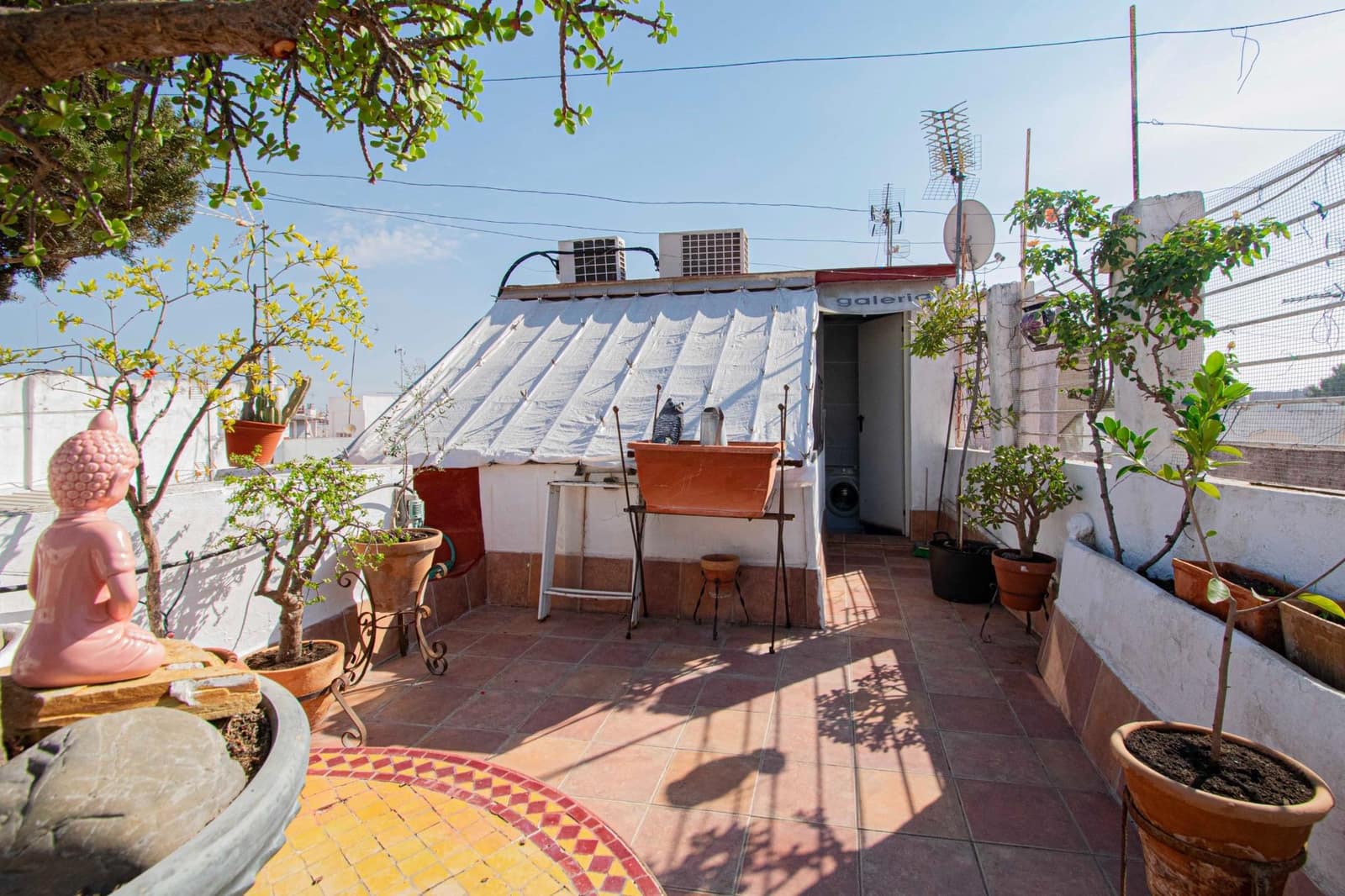 3 soveværelse Byhus til salg i Sevilla by - € 548.000 (Ref: 9294424)