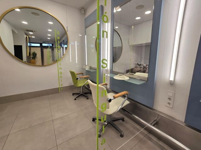 Commercieel te huur in Sevilla stad - € 1.200 (Ref: 9296957)