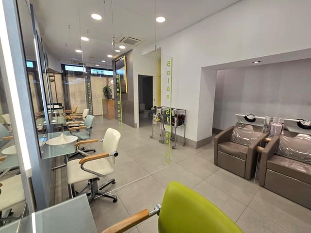 Commercieel te huur in Sevilla stad - € 1.200 (Ref: 9296957)