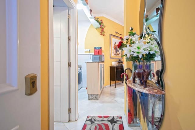 1 soveværelse Lejlighed til salg i Sevilla by - € 325.000 (Ref: 9301087)