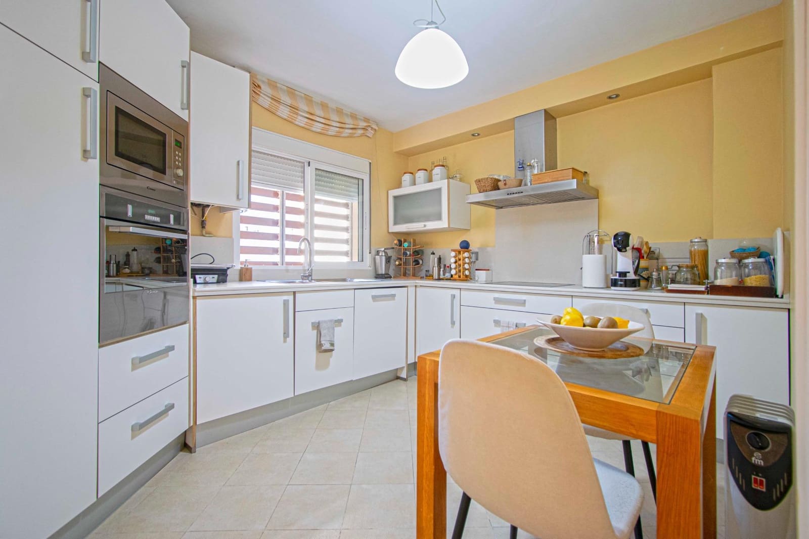 3 bedroom Flat for sale in Seville city - € 370,000 (Ref: 9301089)