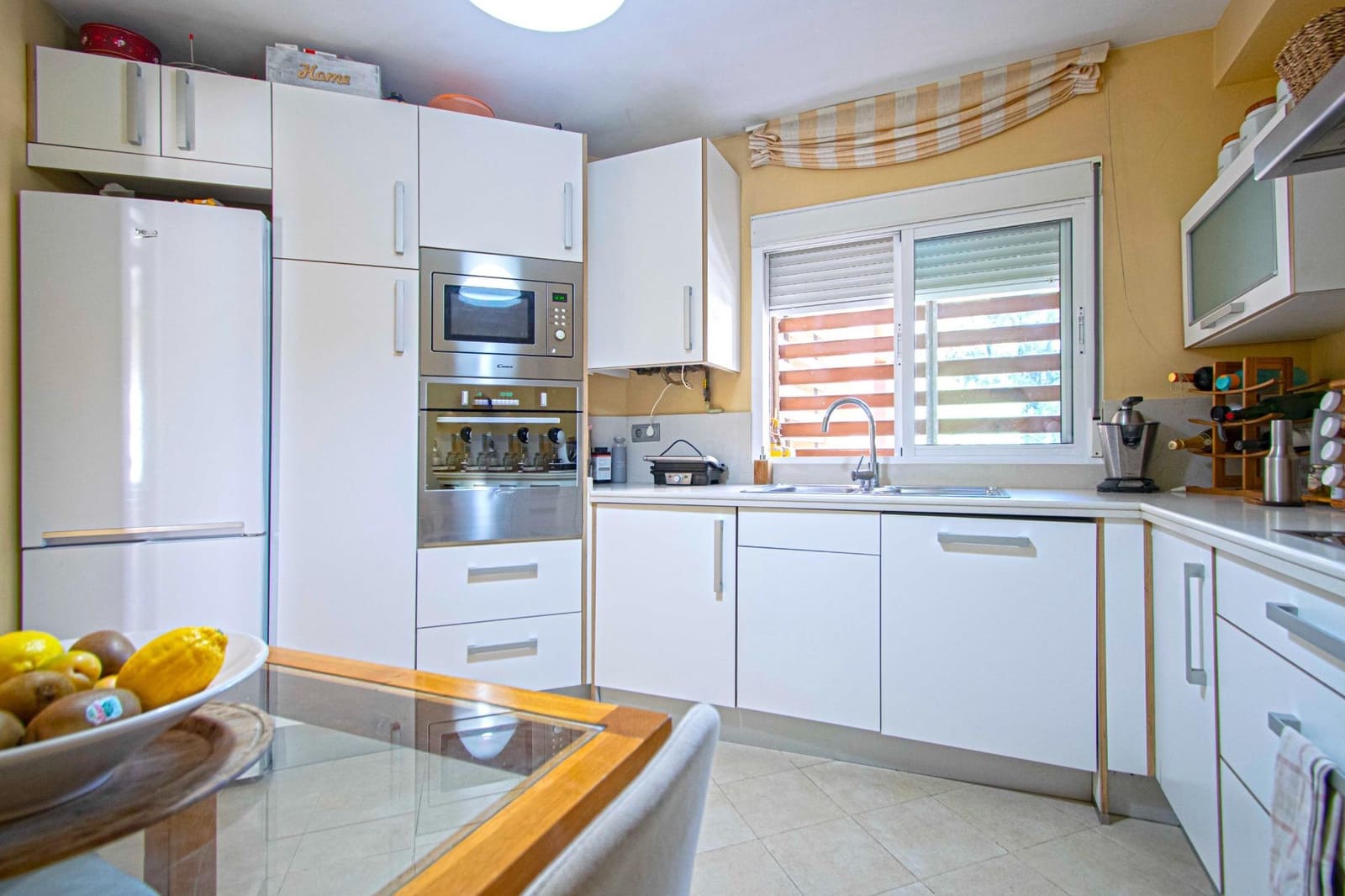 3 bedroom Flat for sale in Seville city - € 370,000 (Ref: 9301089)