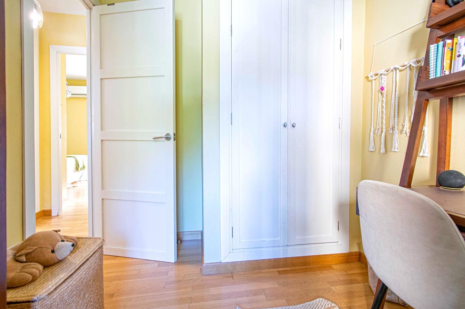 3 bedroom Flat for sale in Seville city - € 370,000 (Ref: 9301089)