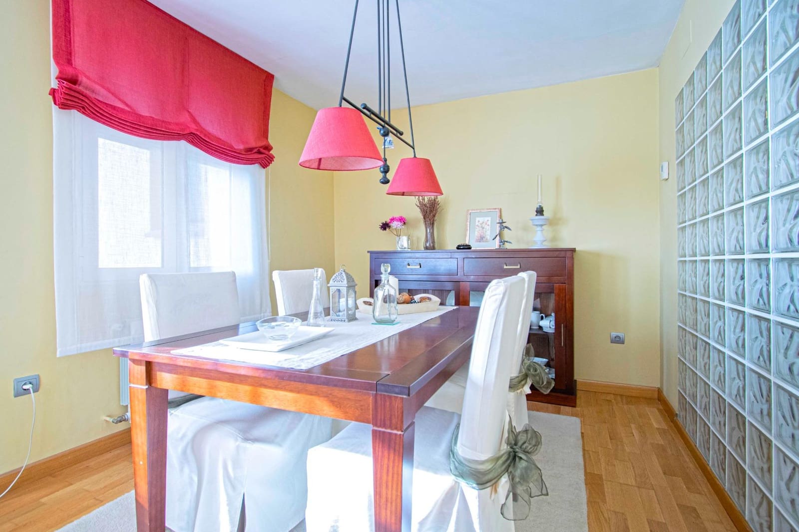 3 bedroom Flat for sale in Seville city - € 370,000 (Ref: 9301089)