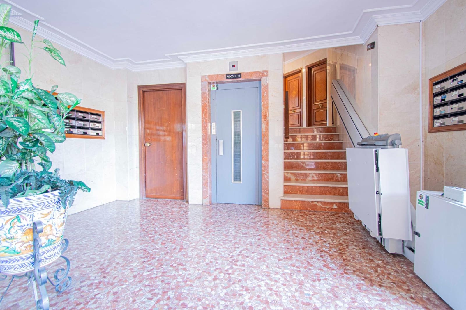 3 bedroom Flat for sale in Seville city - € 370,000 (Ref: 9301089)